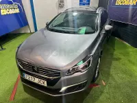 Usado Peugeot 508 SW Active 150 CV (110 kW) 2015 Gris / plata Familiar