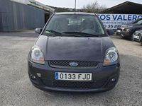 Usado Ford Fiesta Ambiente 68 CV (50 kW) 2006 Negro Utilitario
