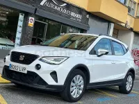 Usado Seat Arona Style Plus 110 CV (80 kW) 2021 Blanco SUV