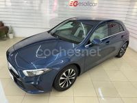 Usado Mercedes A180 116 CV (85 kW) 2019 Azul Berlina
