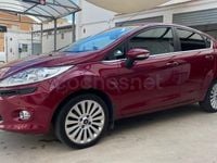 Usado Ford Fiesta Titanium 96 CV (70 kW) 2010 Granate Utilitario