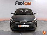 Usado Kia Rio 84 CV (61 kW) 2022 Gris Berlina