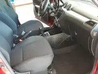 Usado Suzuki Swift 83 CV (61 kW) 2024 Rojo Utilitario