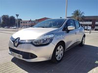 Usado Renault Clio IV Expression 90 CV (66 kW) 2014 Gris / plata Berlina
