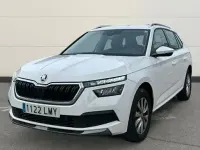Usado Skoda Kamiq Ambition 110 CV (80 kW) 2021 Blanco SUV