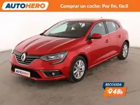 Usado Renault Mégane III Zen 132 CV (97 kW) 2016 Rojo Berlina