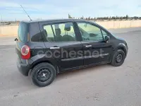 Usado Renault Modus Dynamique 85 CV (62 kW) 2005 Negro Monovolumen