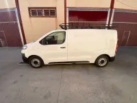 Usado Opel Vivaro S 102 CV (75 kW) 2022 Blanco Monovolumen