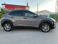 Usado Hyundai Kona 115 CV (84 kW) 2018 Gris / plata SUV