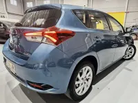 Usado Toyota Auris Active 90 CV (66 kW) 2016 Azul Utilitario