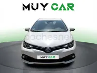 Usado Toyota Auris Hybrid Edition 136 CV (100 kW) 2019 Blanco Berlina