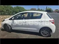 Usado Toyota Yaris Active 69 CV (50 kW) 2019 Blanco Berlina