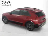 Usado Kia Niro 129 CV (94 kW) 2025 Rojo SUV