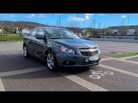 Usado Chevrolet Cruze LTZ 141 CV (103 kW) 2011 Gris / plata Berlina