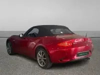 Nuevo Mazda MX5 Exclusive-Line 132 CV (97 kW) 2026 Rojo Descapotable
