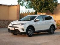 Begagnad Toyota RAV4 Advance 143 HK (105 kW) 2017 Vit SUV