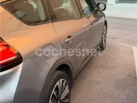 Usado Renault Grand Scénic IV Life 150 CV (110 kW) 2020 Gris / plata Monovolumen