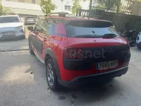 Usado Citroën C4 Feel 82 CV (60 kW) 2014 Rojo Berlina
