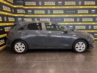 Usado Kia Ceed 120 CV (88 kW) 2022 Gris Utilitario