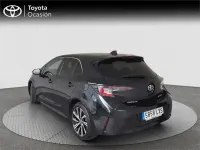 Usado Toyota Corolla Style 122 CV (89 kW) 2022 Negro Monovolumen