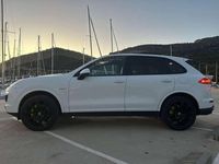 Usado Porsche Cayenne S E-Hybrid Platinum Edition 416 CV (305 kW) 2017 Blanco SUV
