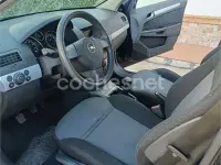Usado Opel Astra Enjoy 105 CV (77 kW) 2006 Negro Berlina