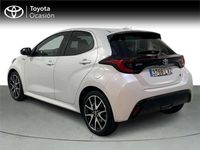 Usado Toyota Yaris Hybrid Style 116 CV (85 kW) 2022 Monovolumen