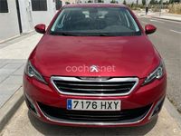 Usado Peugeot 308 Allure 130 CV (95 kW) 2014 Granate Berlina