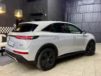 Usado DS Automobiles DS7 Crossback Performance 130 CV (95 kW) 2023 Gris / plata SUV