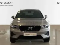 Usado Volvo XC40 Plus 163 CV (119 kW) 2024 Gris / plata SUV