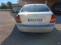 Usado Volvo S40 Momentum 136 CV (100 kW) 2004 Gris / plata Berlina