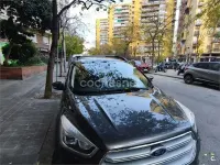 Usado Ford Kuga Trend 120 CV (88 kW) 2019 Gris / plata SUV