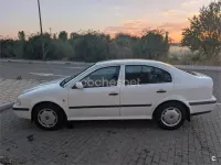 Usado Skoda Octavia 102 CV (75 kW) 1999 Blanco Familiar