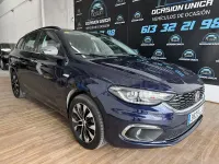 Usado Fiat Tipo Mirror 120 CV (88 kW) 2020 Azul Familiar