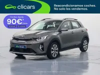 Usado Kia Stonic 120 CV (88 kW) 2023 Gris SUV