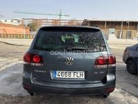 Usado VW Touareg 225 CV (165 kW) 2007 Gris / plata SUV