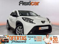 Usado Toyota Aygo Play 72 CV (52 kW) 2023 Blanco Utilitario
