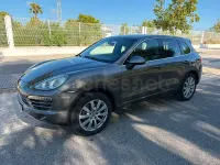 Usado Porsche Cayenne 300 CV (220 kW) 2011 Gris / plata SUV