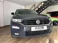Usado VW T-Roc Advance 116 CV (85 kW) 2020 Gris / plata SUV