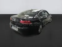 Usado VW Passat Advance 150 CV (110 kW) 2019 Negro Berlina