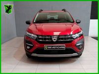 Usado Dacia Sandero Essentiel 100 CV (73 kW) 2021 Granate Berlina