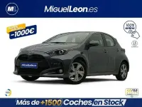 Usado Toyota Yaris Active 115 CV (84 kW) 2024 Gris Utilitario