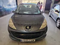 Usado Peugeot 207 75 CV (55 kW) 2007 Gris / plata Berlina