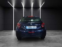 Usado Peugeot 208 Allure 110 CV (80 kW) 2017 Azul Utilitario