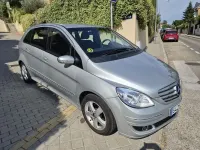 Usado Mercedes B200 139 CV (102 kW) 2007 Gris Monovolumen