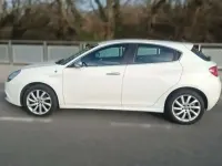 Usado Alfa Romeo Giulietta Distinctive 170 CV (125 kW) 2010 Blanco Utilitario