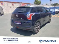 Usado SsangYong Tivoli Limited 115 CV (84 kW) 2015 Azul SUV