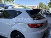 Usado Seat Leon FR 125 CV (91 kW) 2018 Blanco Berlina