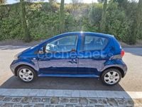 Usado Toyota Aygo Live 68 CV (50 kW) 2009 Azul Utilitario