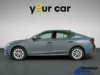 Usado Skoda Octavia Selection 150 CV (110 kW) 2023 Gris / plata Berlina